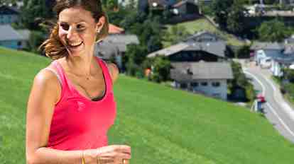 Due donne che fanno jogging